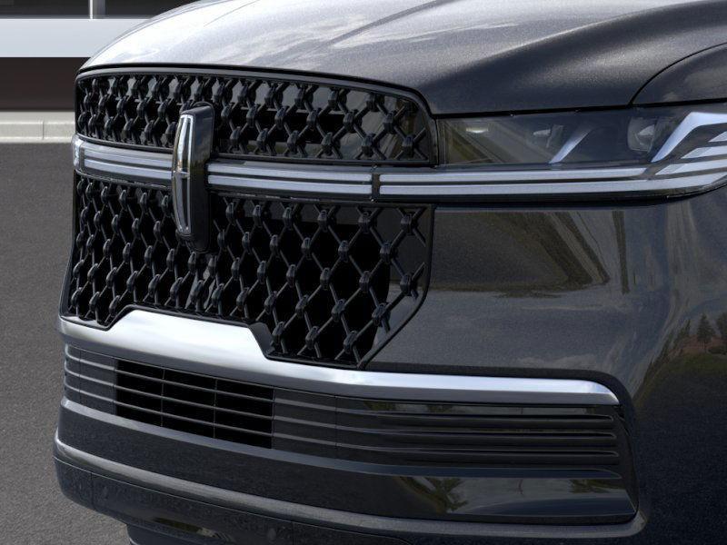 new 2025 Lincoln Navigator car, priced at $109,435