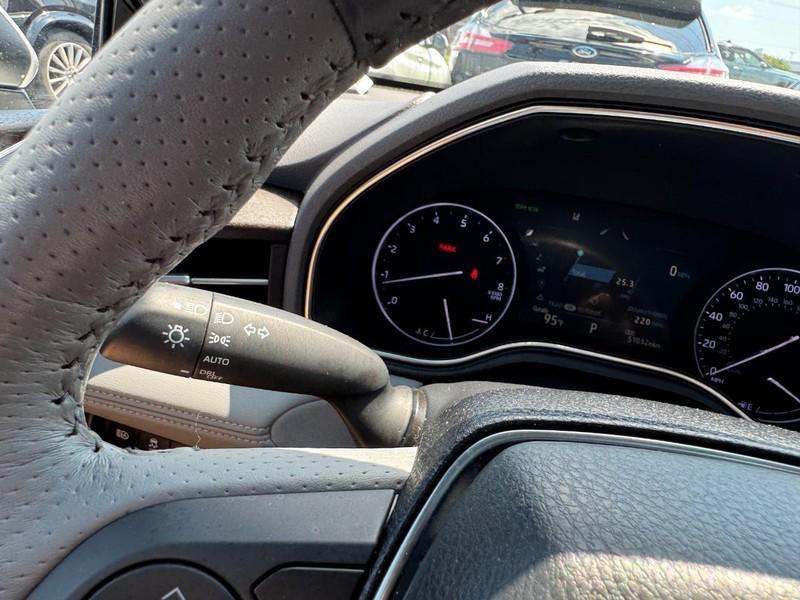 used 2019 Toyota Avalon car, priced at $27,499