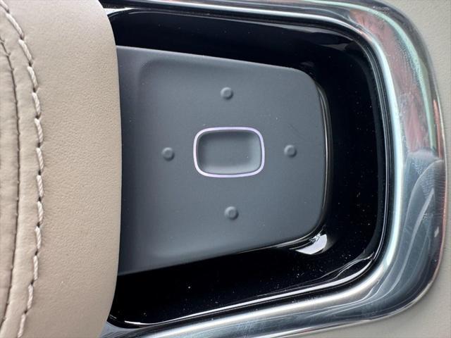 new 2025 Lincoln Nautilus car, priced at $55,116