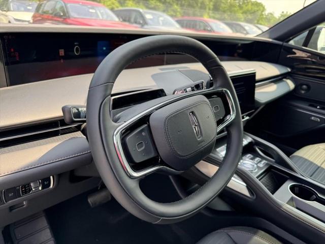 new 2025 Lincoln Nautilus car, priced at $59,858