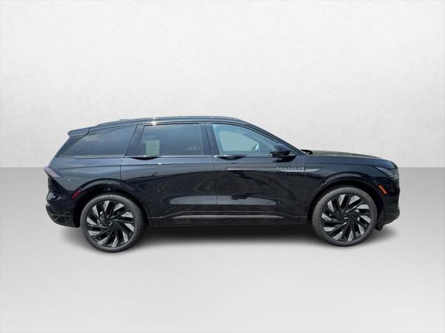 new 2025 Lincoln Nautilus car, priced at $59,858