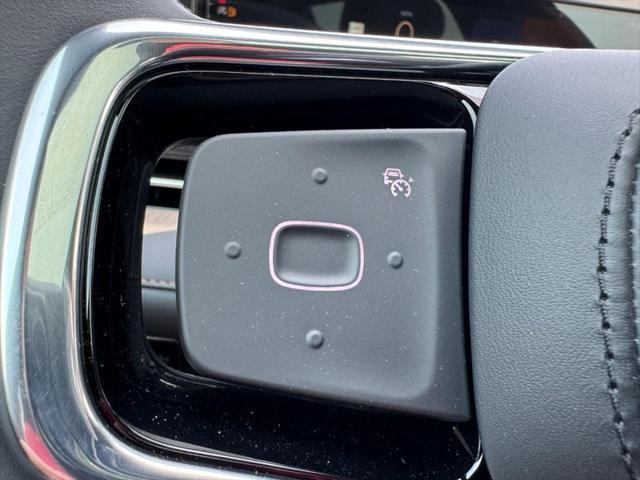 new 2025 Lincoln Nautilus car, priced at $59,858