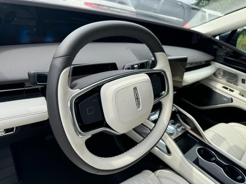 new 2024 Lincoln Nautilus car, priced at $71,000