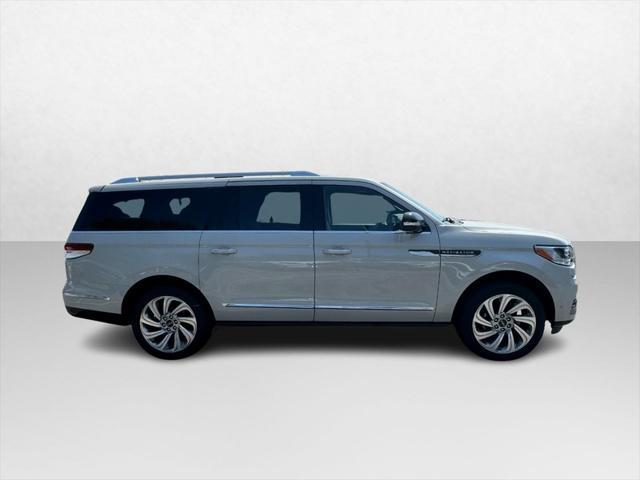 new 2024 Lincoln Navigator car, priced at $101,473