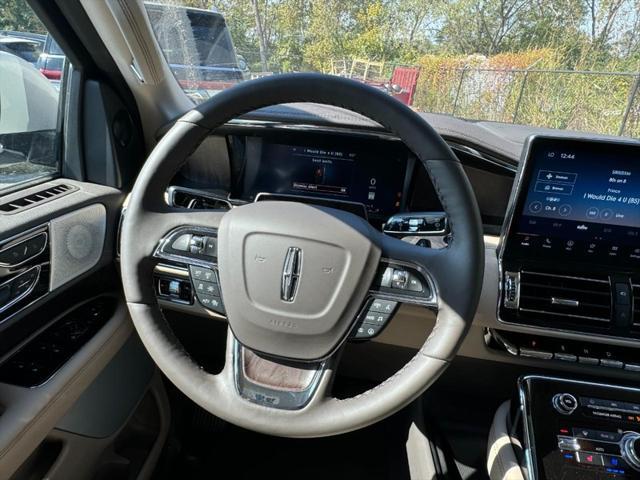 new 2024 Lincoln Navigator car, priced at $101,116