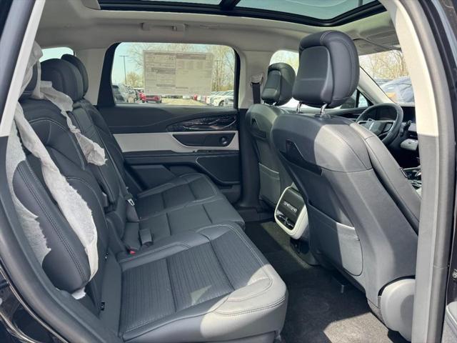 new 2025 Lincoln Nautilus car, priced at $57,238