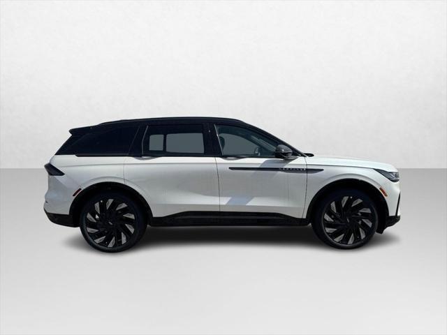 new 2025 Lincoln Nautilus car, priced at $60,391