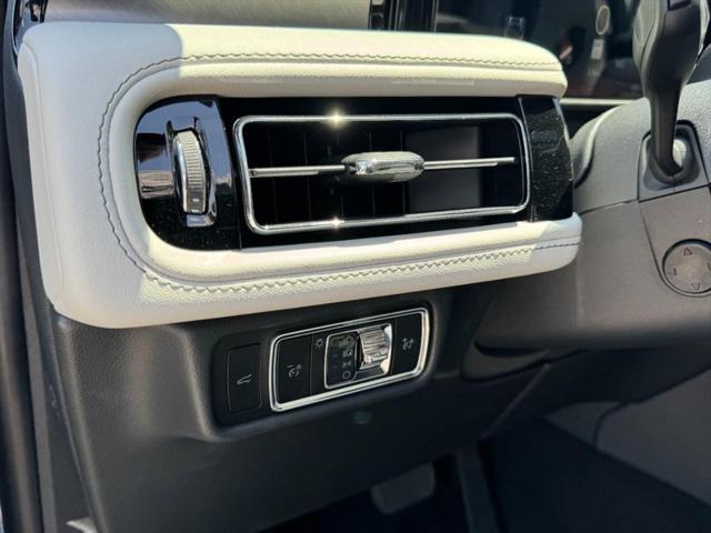 new 2025 Lincoln Aviator car, priced at $68,540