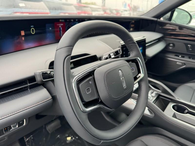 new 2025 Lincoln Nautilus car, priced at $62,789