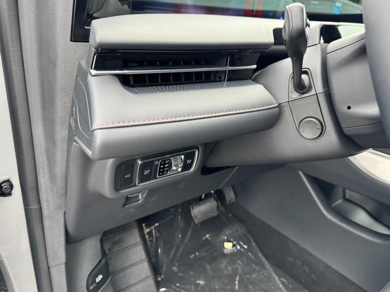 new 2025 Lincoln Nautilus car, priced at $62,789