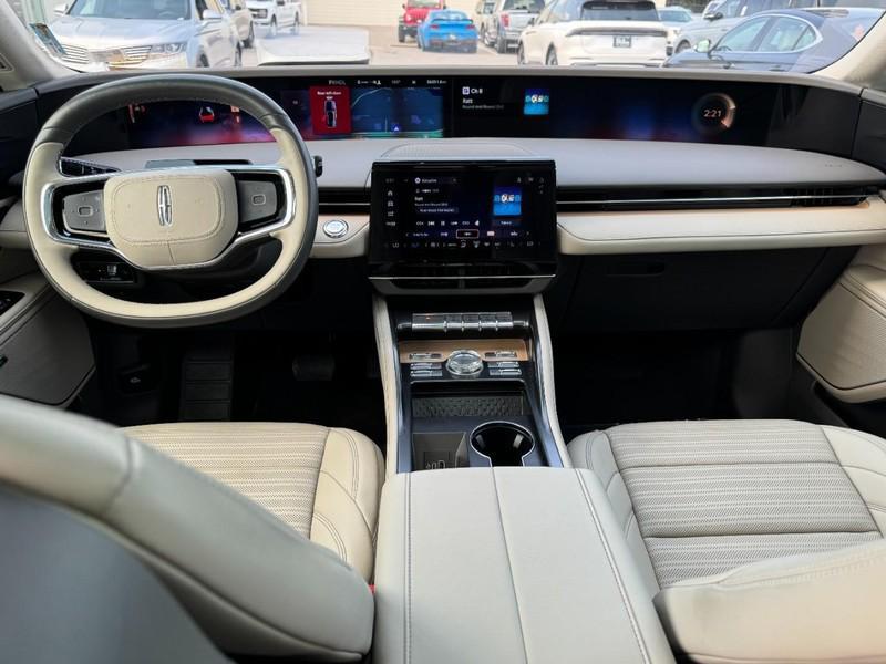 used 2024 Lincoln Nautilus car, priced at $50,495