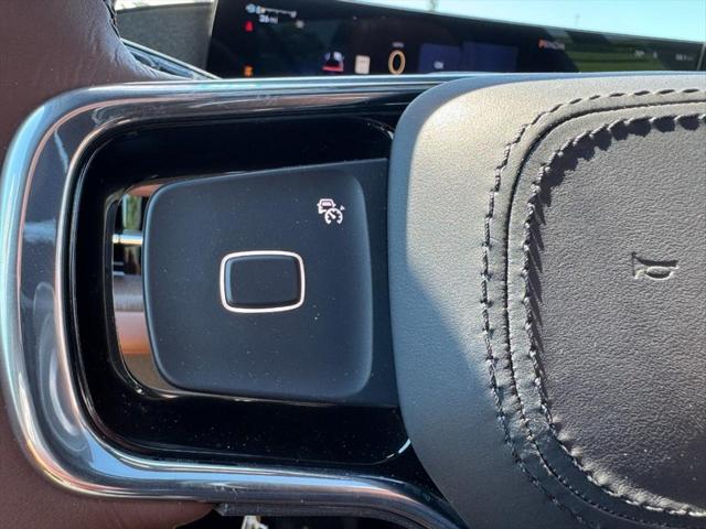 new 2025 Lincoln Navigator car, priced at $102,235