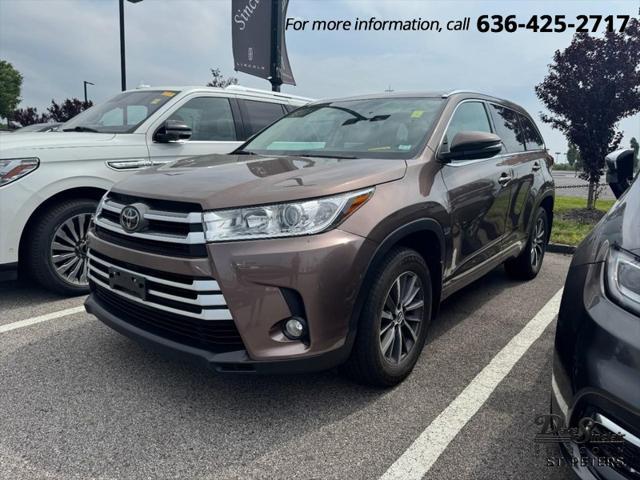 used 2018 Toyota Highlander car, priced at $24,821