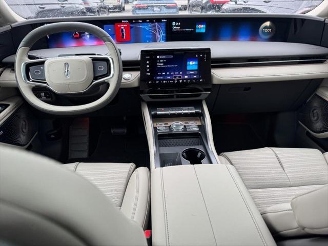 new 2025 Lincoln Nautilus car, priced at $69,910