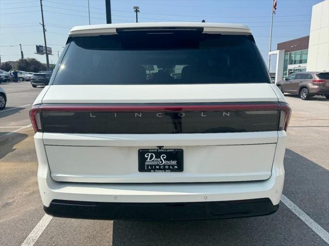 used 2025 Lincoln Navigator car