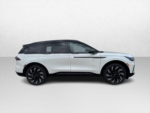 new 2025 Lincoln Nautilus car, priced at $64,230