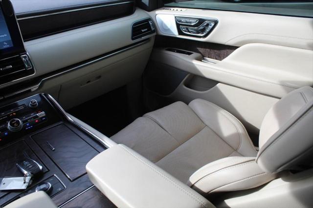 used 2019 Lincoln Navigator L car, priced at $43,000