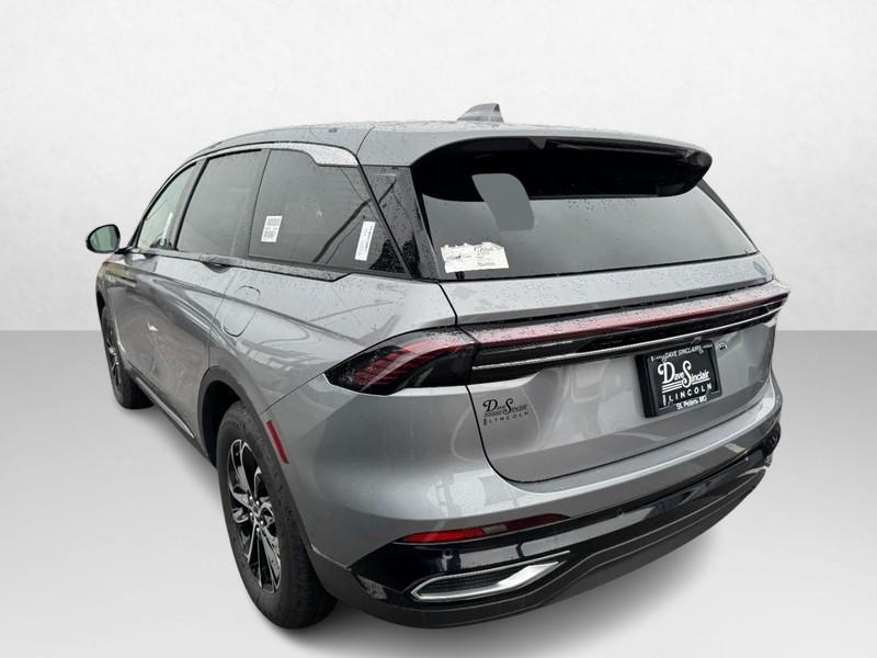 new 2025 Lincoln Nautilus car, priced at $62,544