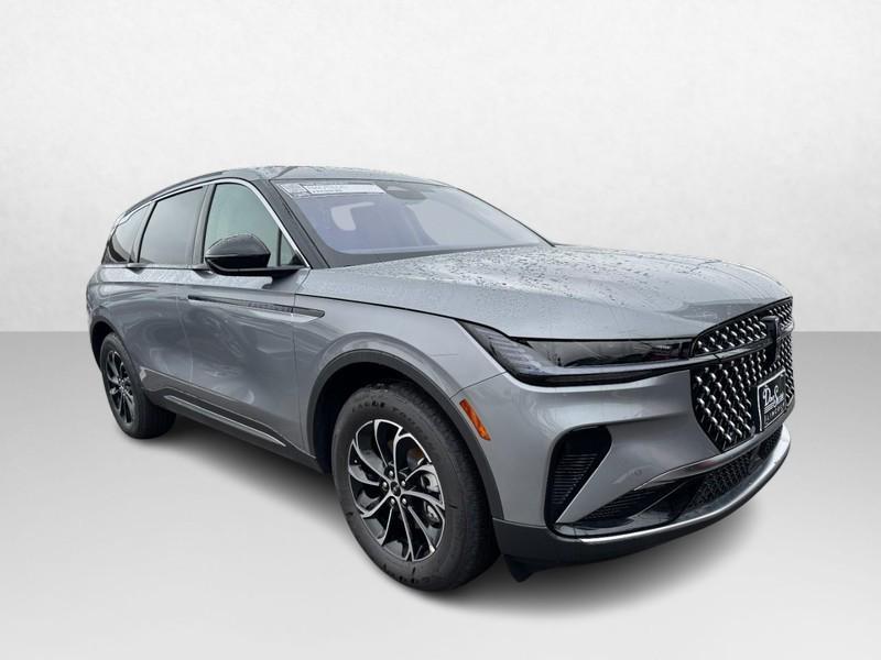 new 2025 Lincoln Nautilus car, priced at $62,544