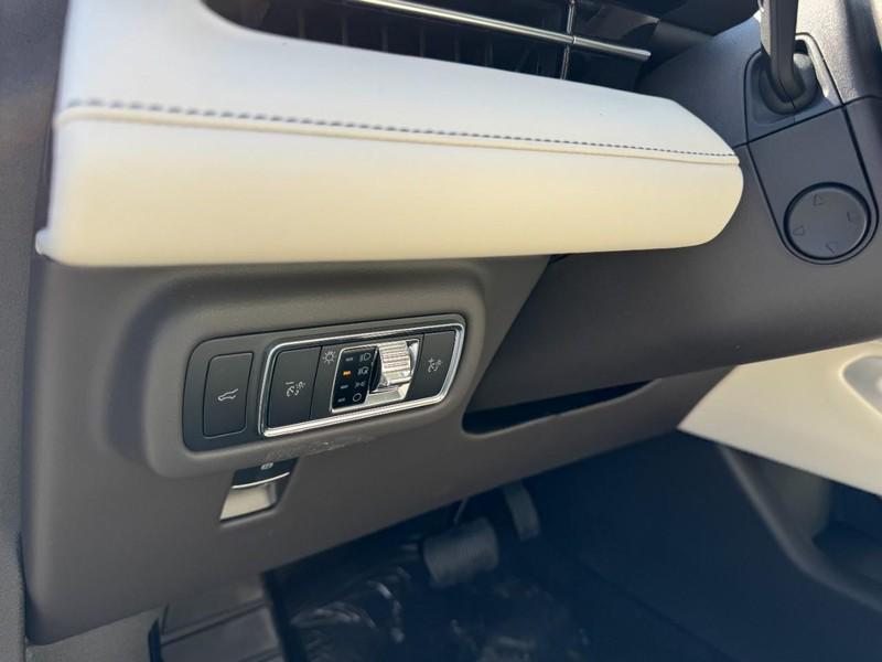 new 2025 Lincoln Nautilus car, priced at $77,395