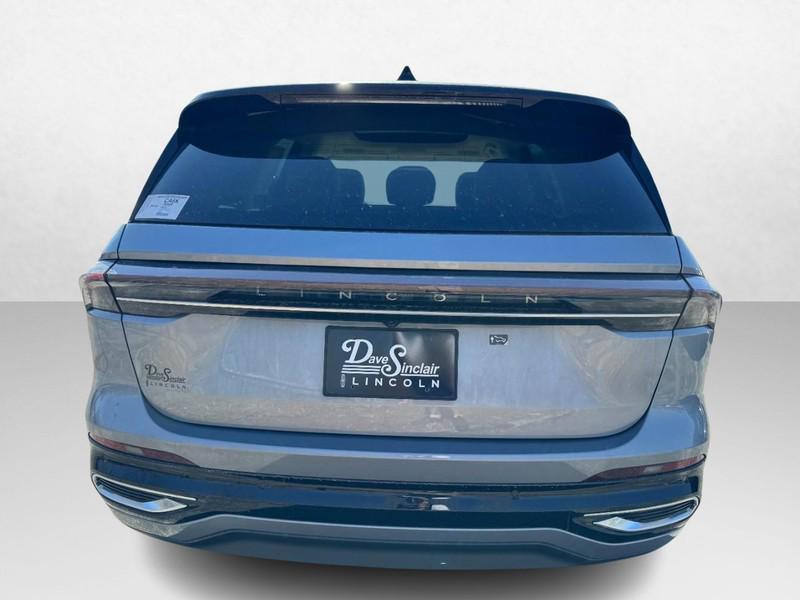 new 2025 Lincoln Nautilus car, priced at $77,395