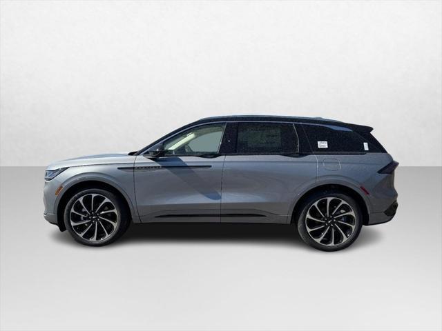 new 2025 Lincoln Nautilus car, priced at $70,112