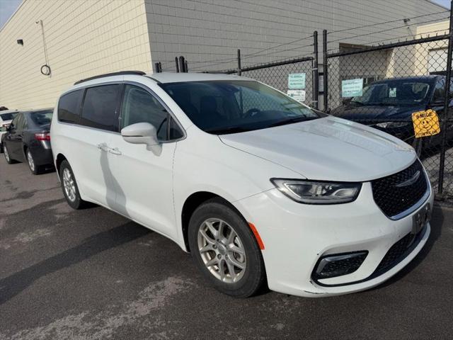 used 2022 Chrysler Pacifica car, priced at $23,384