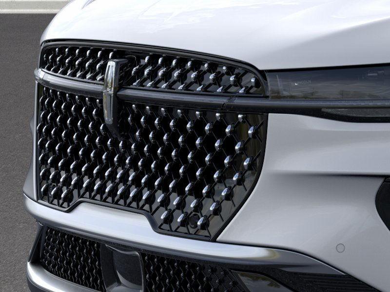 new 2025 Lincoln Nautilus car, priced at $60,570