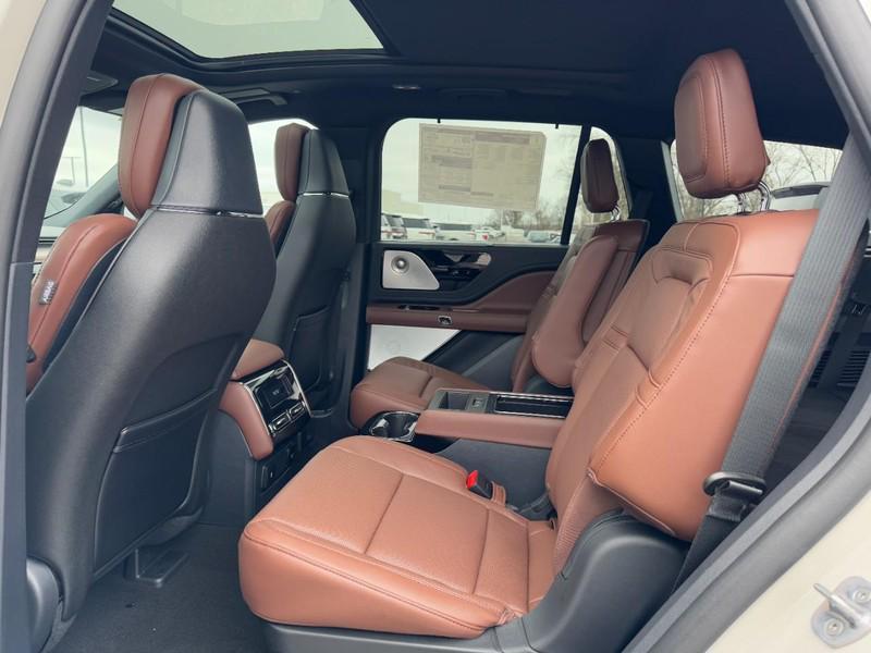 new 2025 Lincoln Aviator car, priced at $79,750