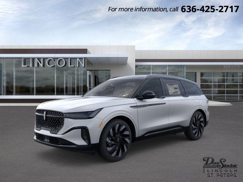 new 2025 Lincoln Nautilus car