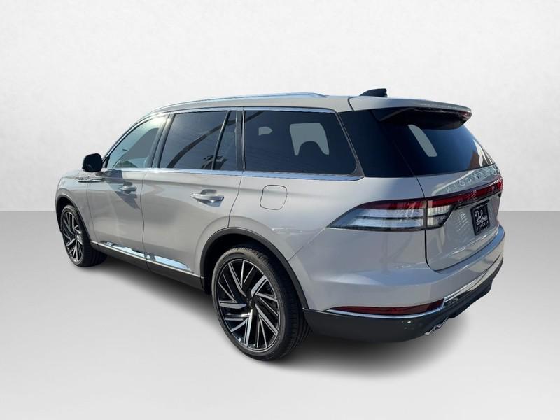 new 2025 Lincoln Aviator car, priced at $80,600