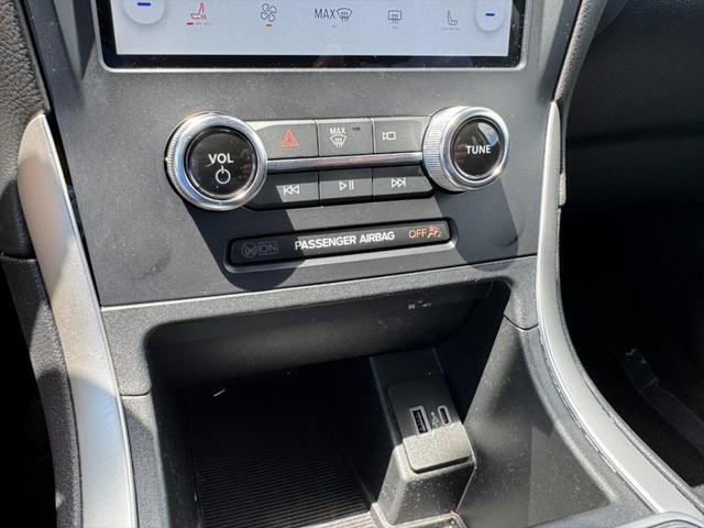 used 2024 Ford Edge car, priced at $27,199