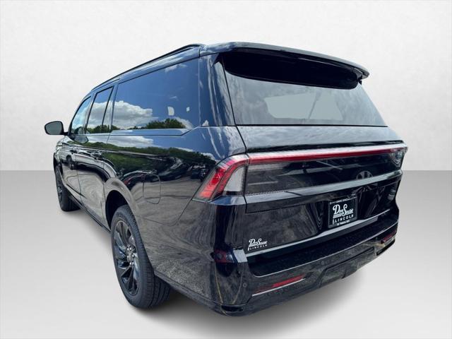 new 2025 Lincoln Navigator car, priced at $111,545