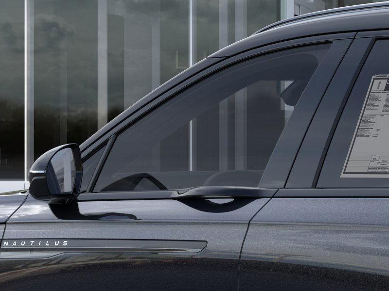 new 2025 Lincoln Nautilus car, priced at $67,605