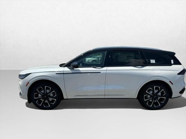 new 2024 Lincoln Nautilus car, priced at $56,646