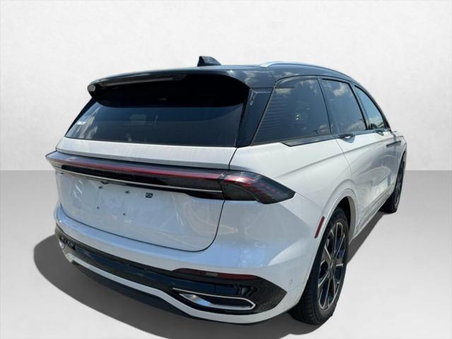 new 2024 Lincoln Nautilus car, priced at $56,646