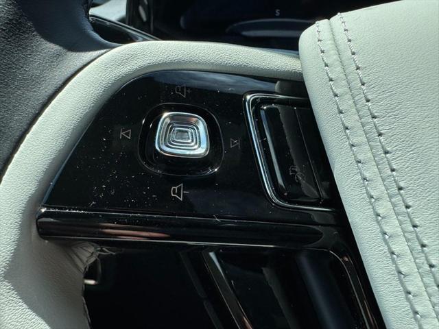 new 2025 Lincoln Aviator car, priced at $97,625