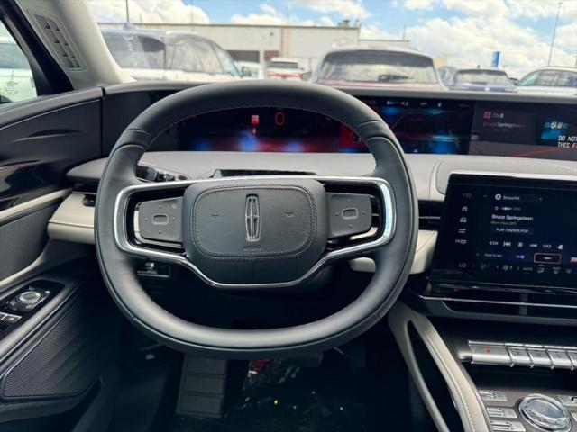 new 2025 Lincoln Nautilus car, priced at $49,723
