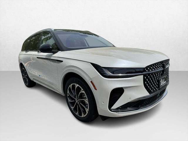 new 2024 Lincoln Nautilus car, priced at $57,067
