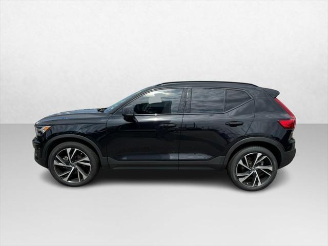 used 2022 Volvo XC40 car, priced at $29,800