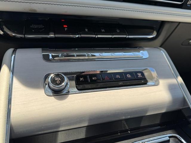new 2025 Lincoln Aviator car, priced at $71,471