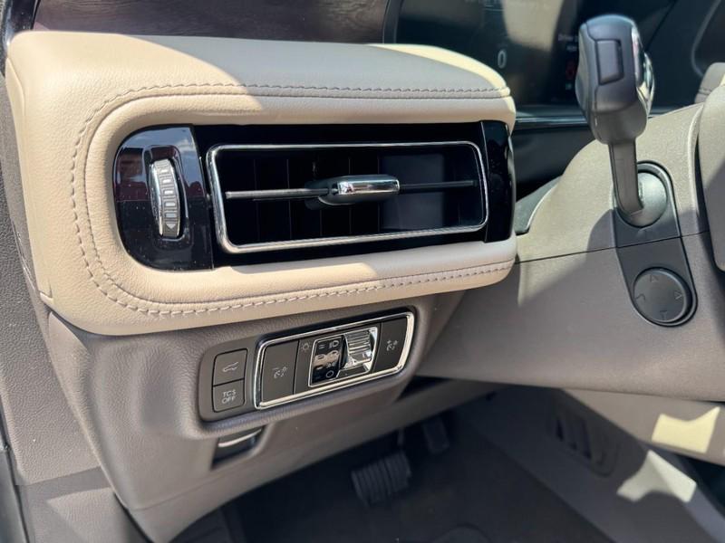 used 2023 Lincoln Nautilus car, priced at $46,995