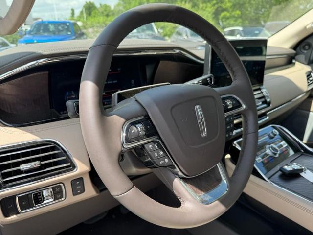 new 2024 Lincoln Navigator car, priced at $106,575