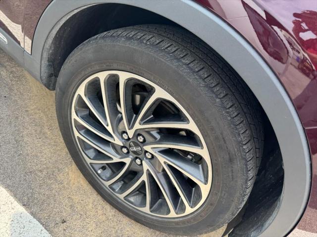 used 2019 Lincoln Nautilus car, priced at $26,555