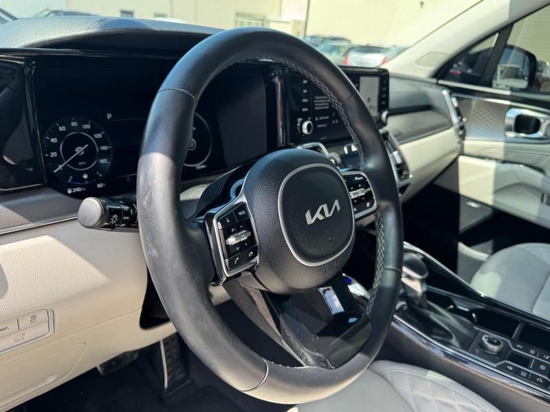 used 2023 Kia Sorento car, priced at $33,995