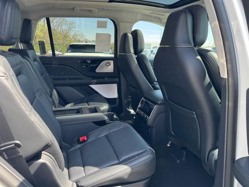 new 2025 Lincoln Aviator car, priced at $83,750