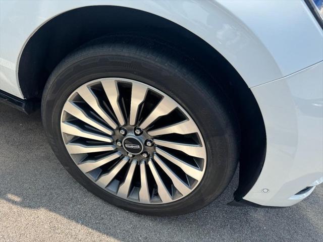 used 2020 Lincoln Navigator car, priced at $44,995