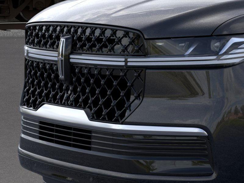new 2025 Lincoln Navigator car, priced at $112,825