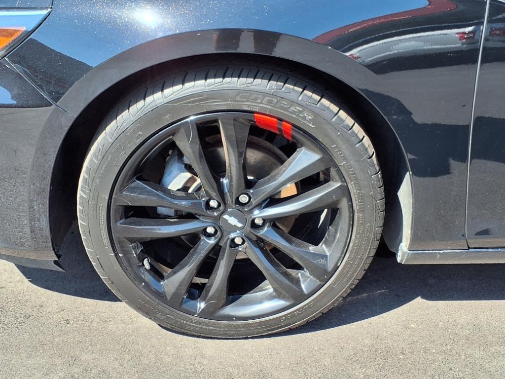 used 2018 Chevrolet Malibu car, priced at $15,995