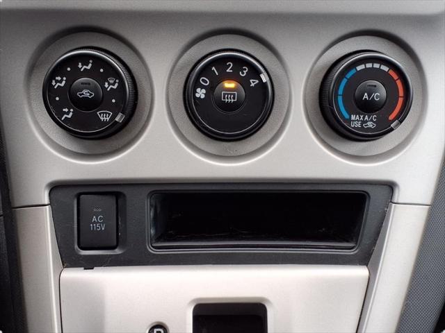 used 2010 Pontiac Vibe car, priced at $9,995